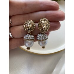 Gucci Aslanlı İnci Küpe