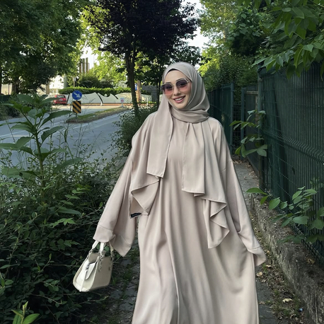 Bej abaya takım