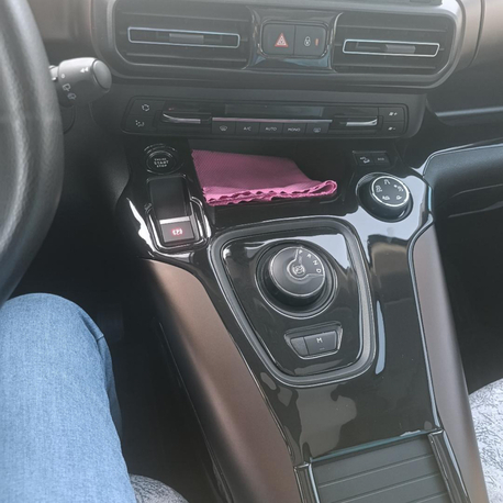  Rifter * Partner * Berlingo  Ön gögüs maun kaplama (görseldeki vites modeli uyumlu gelicektir)