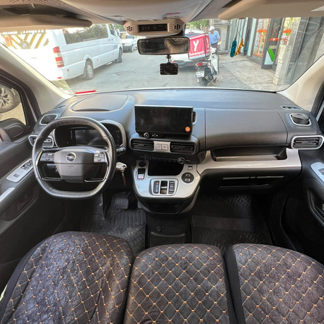  Rifter * Partner * Berlingo  Ön gögüs maun kaplama (görseldeki vites modeli uyumlu gelicektir)