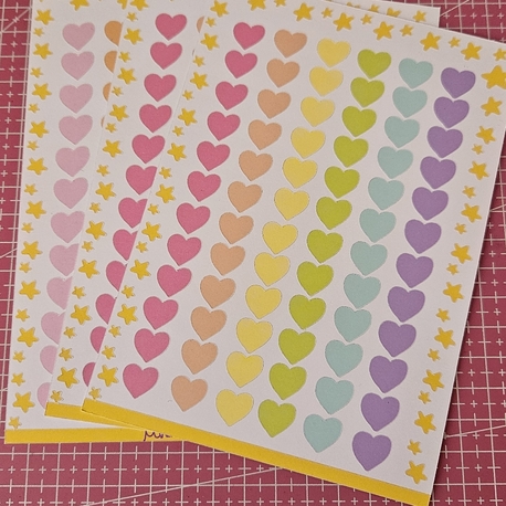 Renkli kalp sticker sayfası