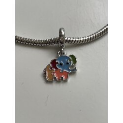 Fil charm 