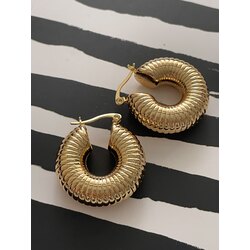 Gold salyangoz küpe 
