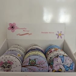 Desenli cep ayna