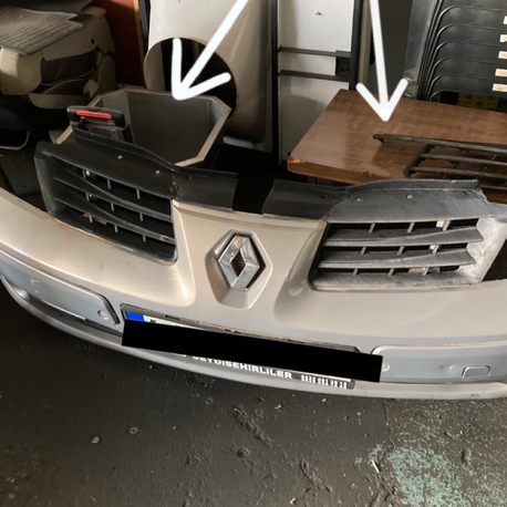 Renault Espace 2004 ön tampon ızgarası