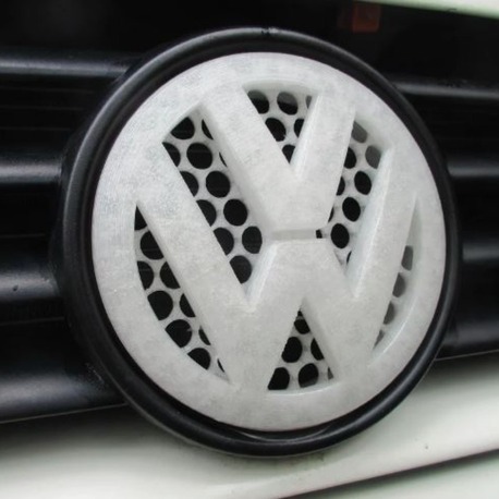 VW Ön Tampon üstü logo