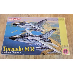 Plastik maket uçak Tornado 1:144 ikili set