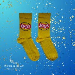 Lay's desenli sarı renk soket çorap