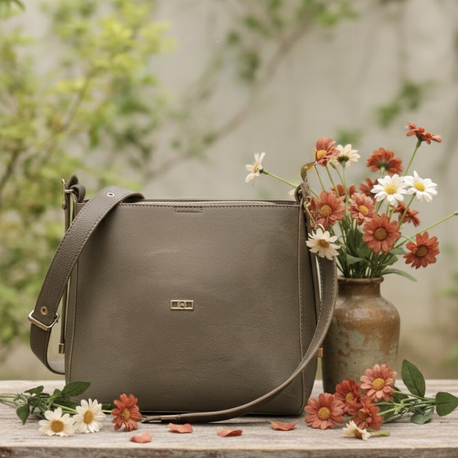 Vizon Hakiki Süet Minimalist Omuz Çantası - Günlük Şık Kadın Kol Çantası (Taupe)