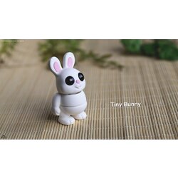Tiny Bunny 