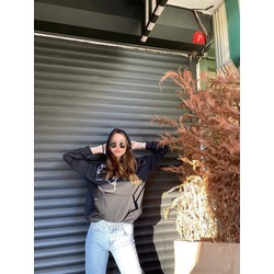 Beyaz Dikişli Siyah Kapüşonlu Sweat
