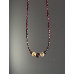 Dişil bereket kolye garnet versiyon