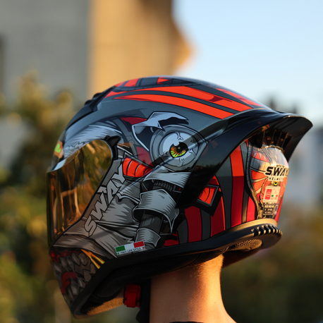 SWAY SNAKE KASK