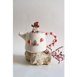 GingerbreadTeaPot