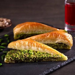 500 gram Fısıklı Havuç Dilim Baklava