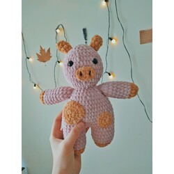 Pembe Yavru İnek 