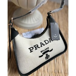 Prada Baget Kol Çantası