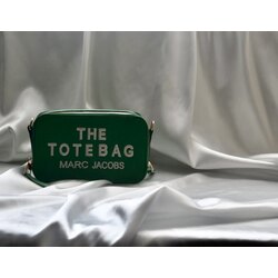 THE TOTE BAG 