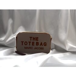 THE TOTE BAG