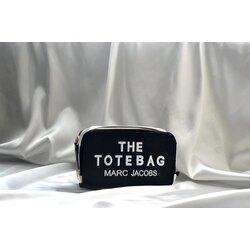 THE TOTE BAG