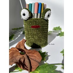Frog Pen Holder