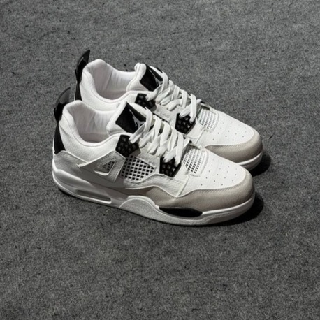 NİKE AIR JORDAN 4 RETRO MILITARY BLACK