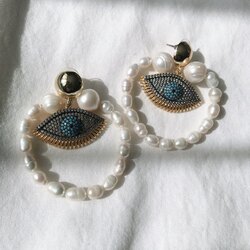 Pearl Eye
