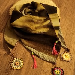 ÜÇGEN RENKLİ ŞAL