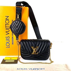 Louis Vuitton New Wave Multi-Pochette Bag