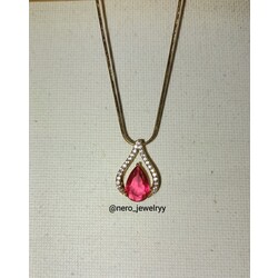 Kırmızı Swarovski Taşlı Çelik Kolye ❤️