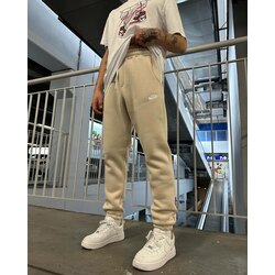 Nike Sport Clup Jogger Bej 021B