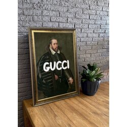 Luxury History / Gucci