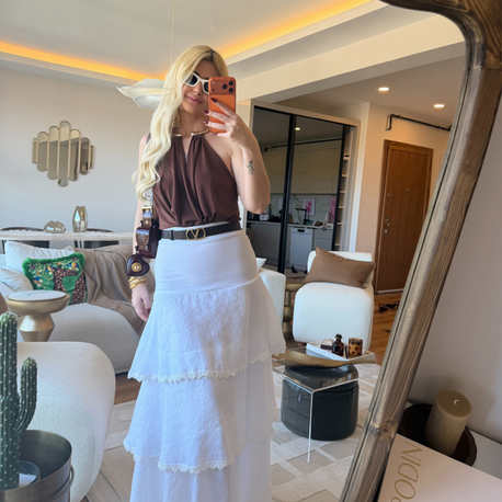 Kelepçe detaylı bluz