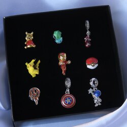 Renkli Figürlü Charm