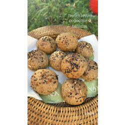 Lor peynirli zeytin ezmeli dereotlu poğaça 