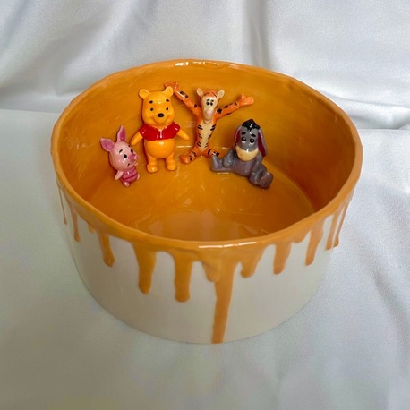 El yapımı seramik Winnie the Pooh kasesi