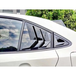 Toyota Corolla (2019-2021) Kelebek Cam Izgarası (Piano Black)