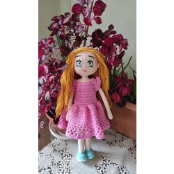Gülpembe bebek