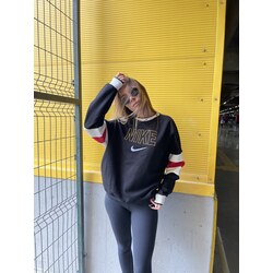 NK Nakış Detay Oversize Sweat