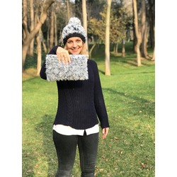 Beyaz Tüylü Clutch