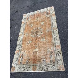 3’8 x 6’7 feet Antique Oushak