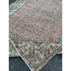 Oushak rug 4’9 x 8 feet 