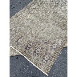 Oushak rug 5’4 x 7’8 feet