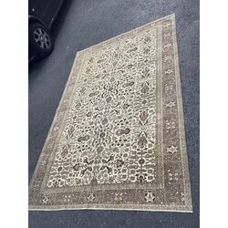5’7” x 9 feet Antique Kayseri