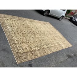 7’9 x 11’7 feet antique kayseri