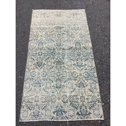 2’7 x 5 feet Persian mahal