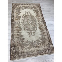 3’9 x 7 feet Turkish Oushak