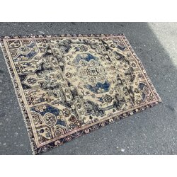 4 x 5’6” feet Persian Bahtiyari