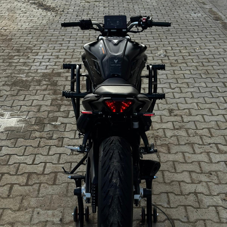 MT-07 KORUMA DEMİRİ (SİYAH)