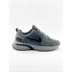 Nike Vomero 5 (Gri)